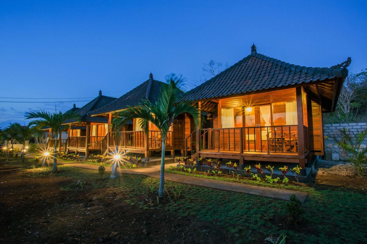 Samanta Huts Hotel Nusa Lembongan  Exterior photo
