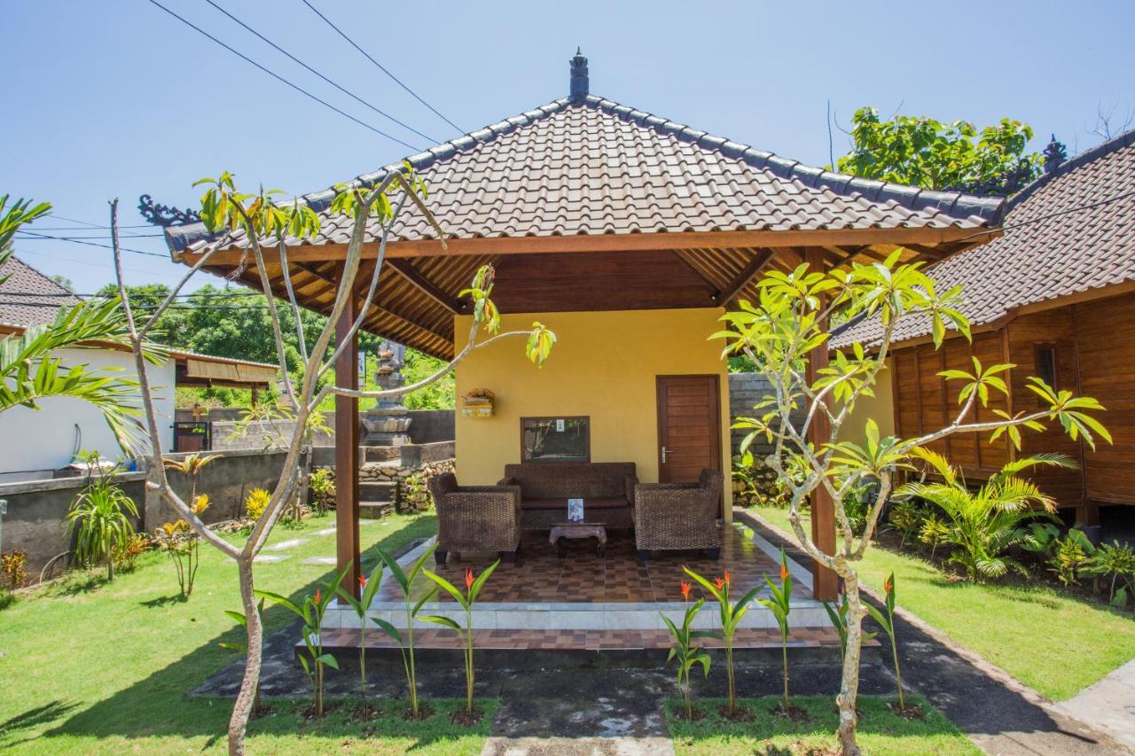 Samanta Huts Hotel Nusa Lembongan  Exterior photo